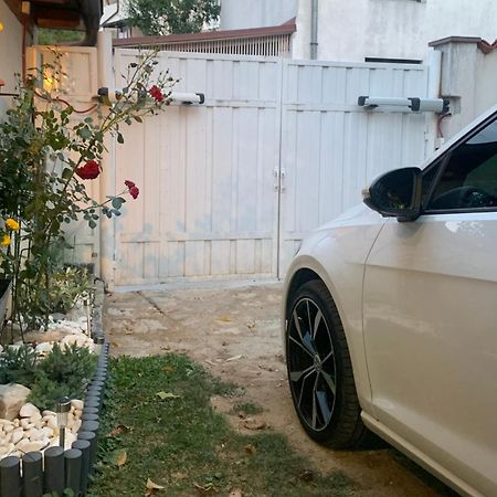 Garden Of Dreams & Free Private Parking Apartment Sarajevo Exterior photo