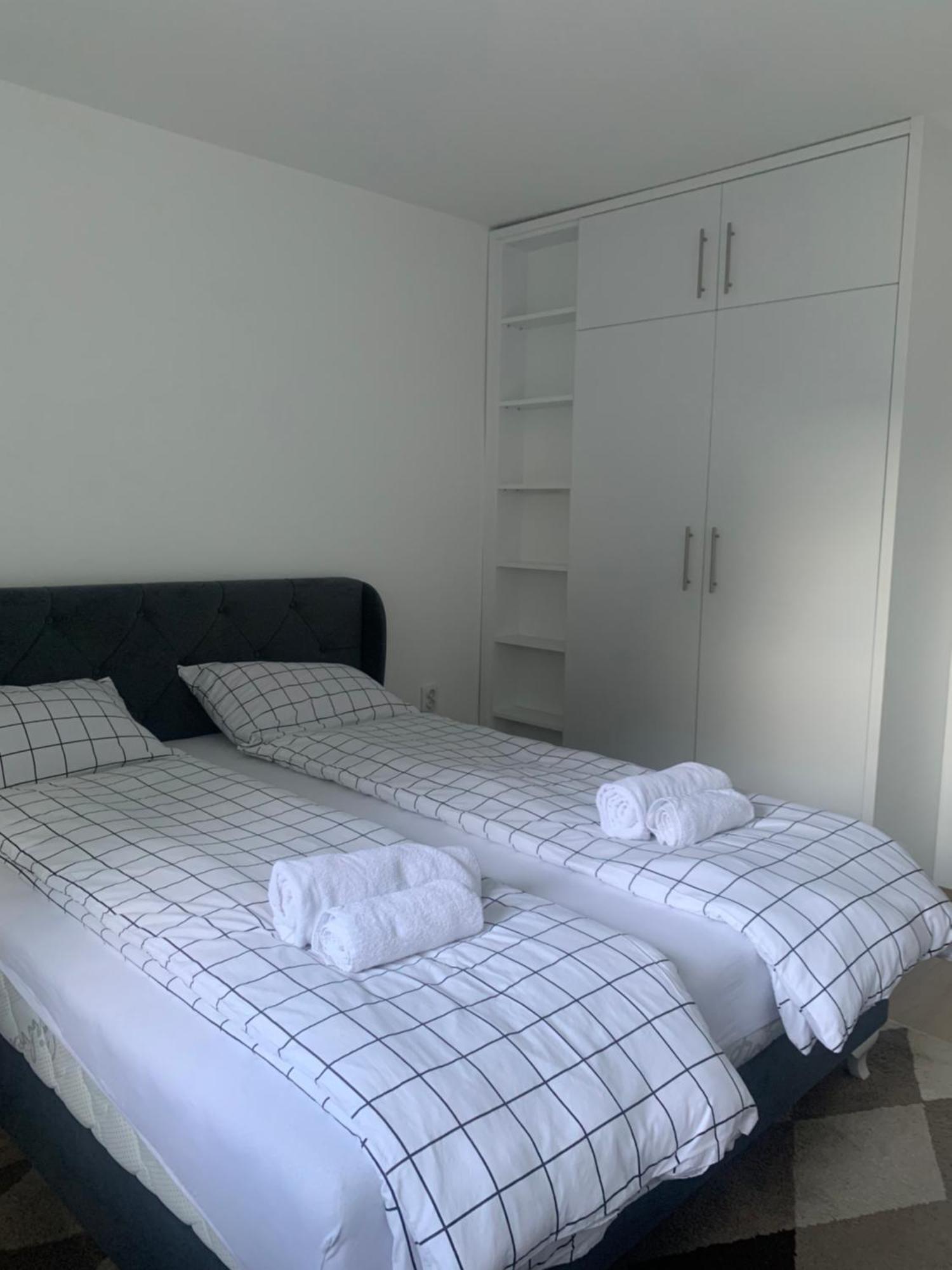 Garden Of Dreams & Free Private Parking Apartment Sarajevo Exterior photo